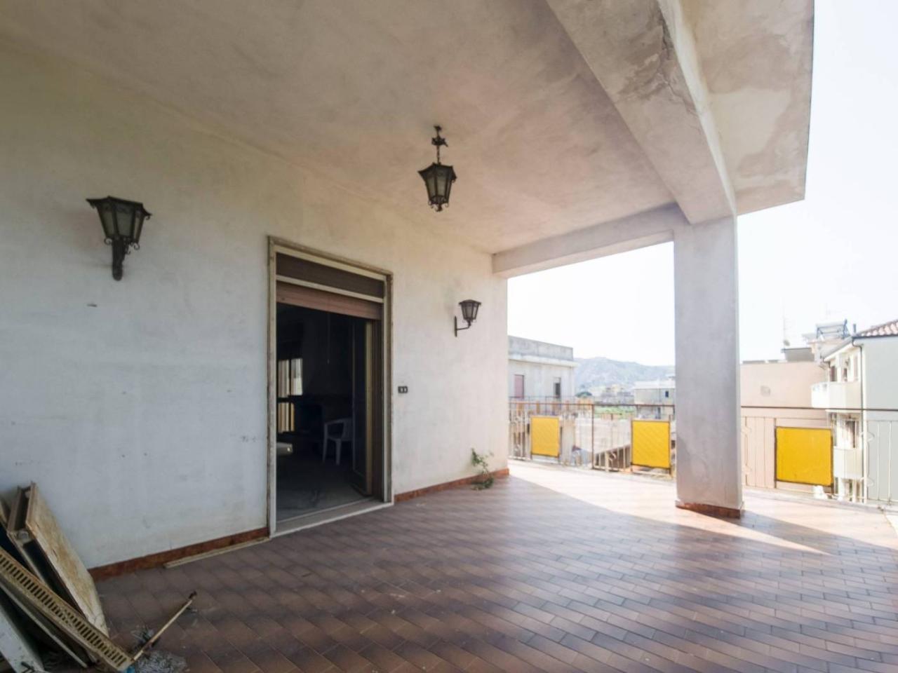 appartamento in vendita a Reggio di Calabria in zona Gallico Marina