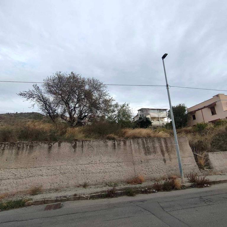 terreno agricolo in vendita a Reggio di Calabria in zona Pellaro