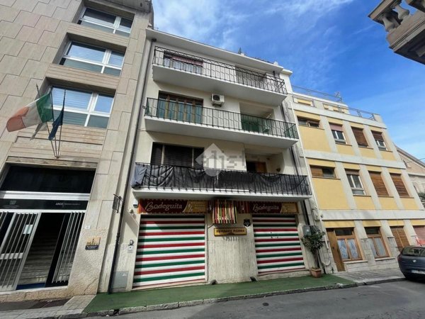 appartamento in vendita a Reggio di Calabria in zona Centro Storico