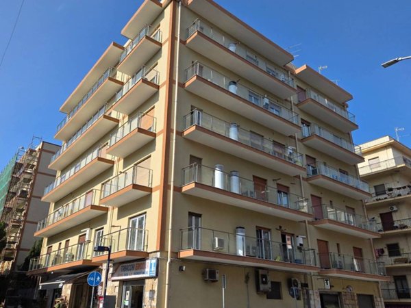appartamento in vendita a Reggio di Calabria in zona Rione Ferrovieri