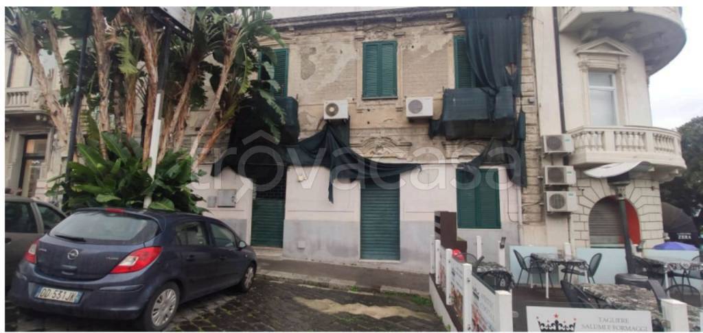 appartamento in vendita a Reggio di Calabria in zona Centro Storico