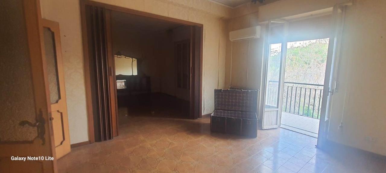 appartamento in vendita a Reggio di Calabria in zona Sbarre