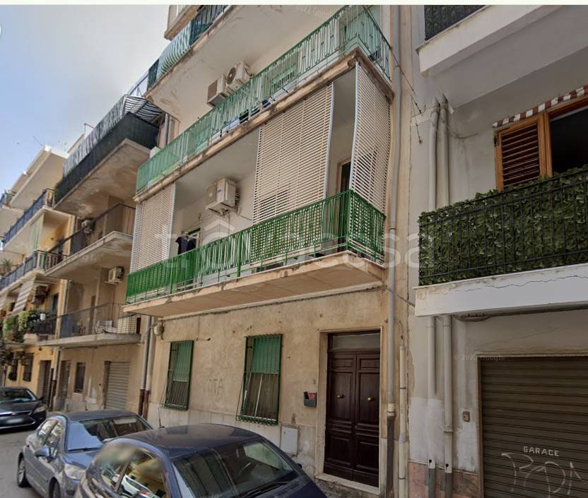appartamento in vendita a Reggio di Calabria in zona Sbarre