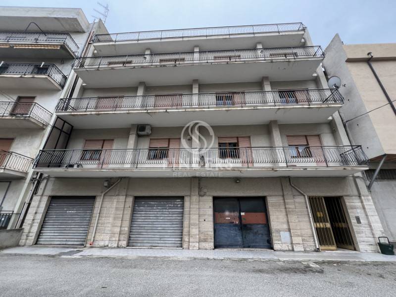 intera palazzina in vendita a Reggio di Calabria