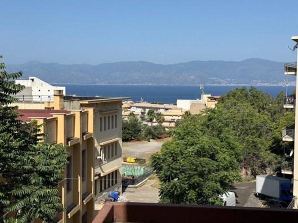appartamento in vendita a Reggio di Calabria in zona Tremulini
