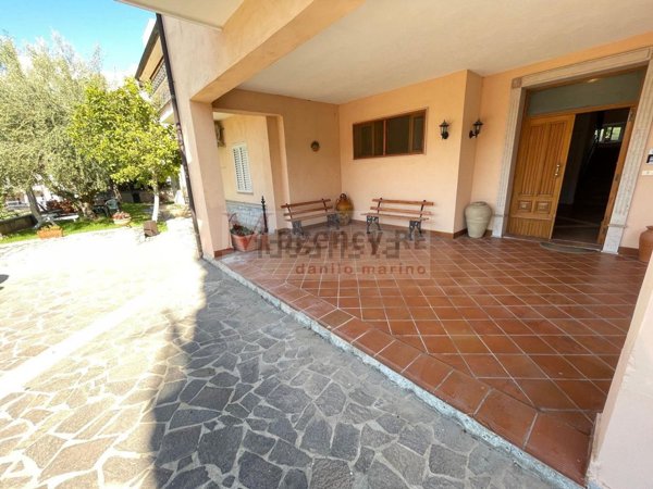 appartamento in vendita a Reggio di Calabria in zona Sbarre