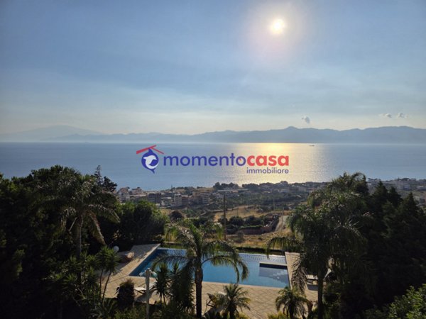 casa indipendente in vendita a Reggio di Calabria in zona Pellaro