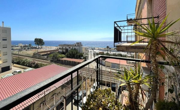 appartamento in vendita a Reggio di Calabria