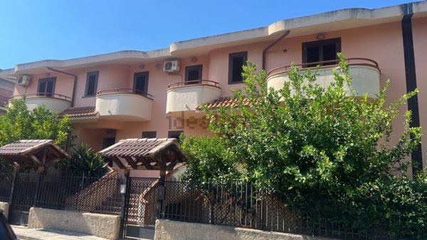 casa indipendente in vendita a Reggio di Calabria in zona Gallina