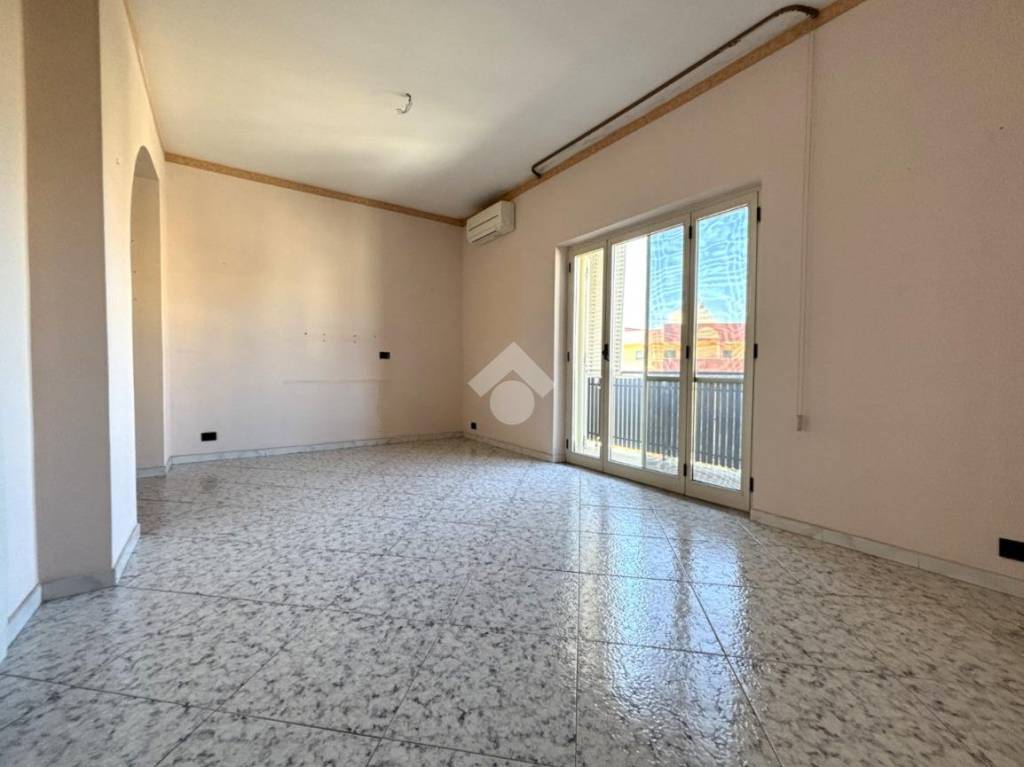 appartamento in vendita a Reggio di Calabria in zona Sbarre