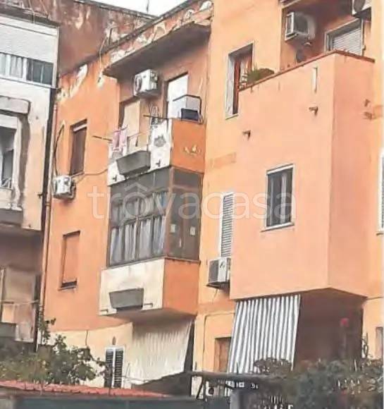 appartamento in vendita a Reggio di Calabria in zona Rione Ferrovieri