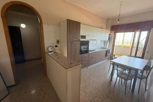 appartamento in vendita a Reggio di Calabria in zona Ravagnese
