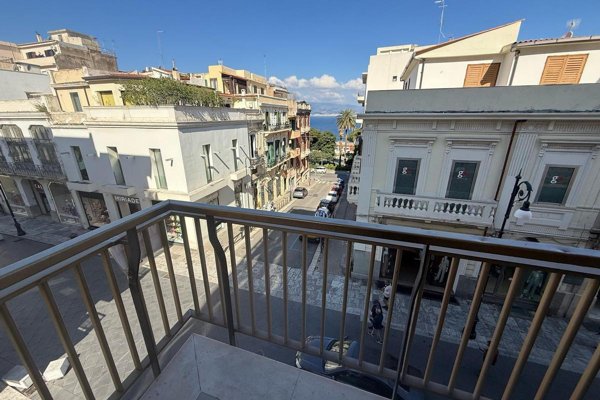 appartamento in vendita a Reggio di Calabria in zona Centro Storico
