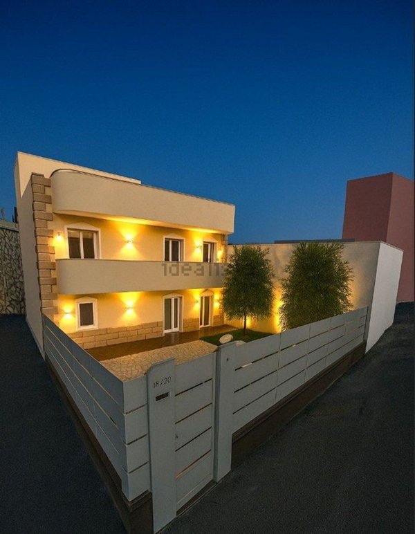 casa indipendente in vendita a Reggio di Calabria in zona Centro Storico