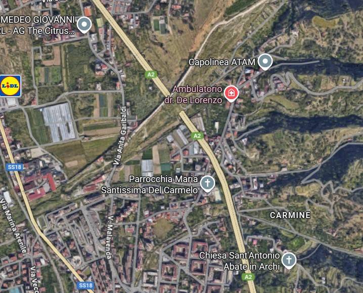 appartamento in vendita a Reggio di Calabria in zona Vito