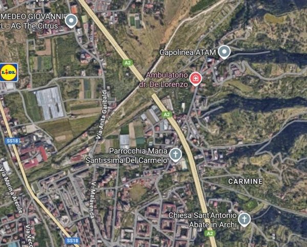 appartamento in vendita a Reggio di Calabria in zona Vito