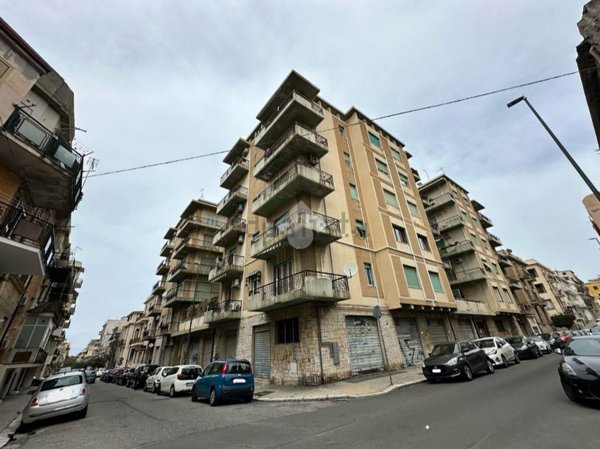 appartamento in vendita a Reggio di Calabria in zona Centro Storico