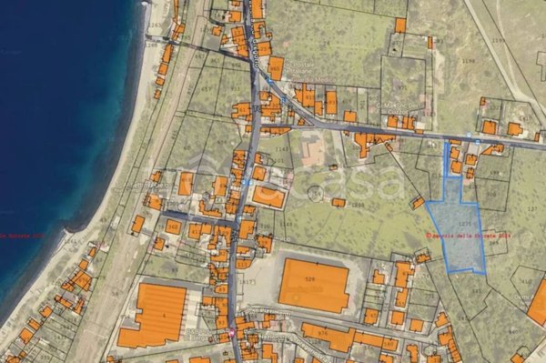 terreno edificabile in vendita a Reggio di Calabria in zona Ravagnese