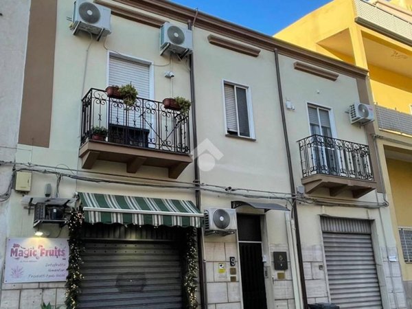 negozio in vendita a Reggio di Calabria in zona Tremulini