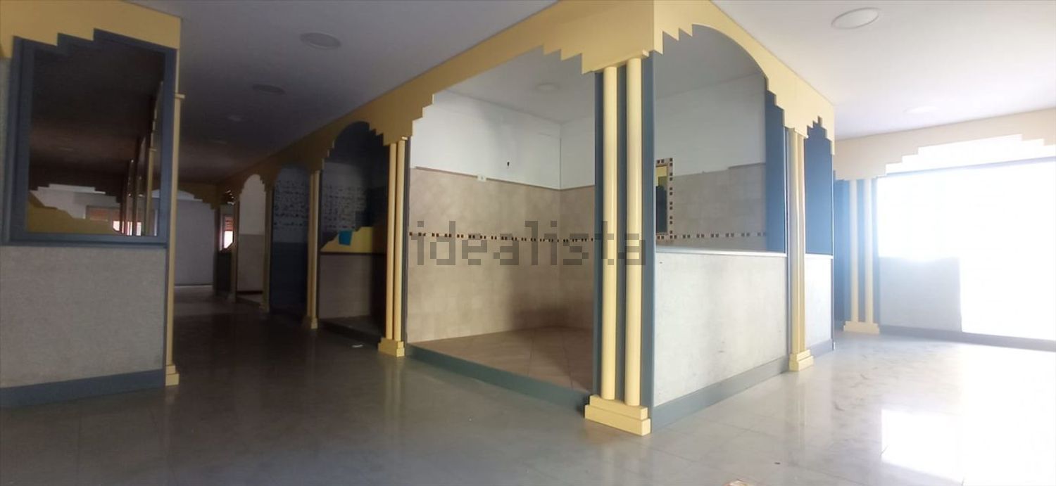 locale commerciale in vendita a Reggio di Calabria