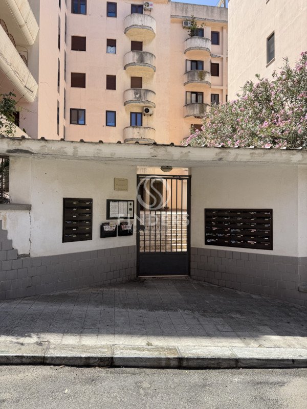 appartamento in vendita a Reggio di Calabria in zona Centro Storico