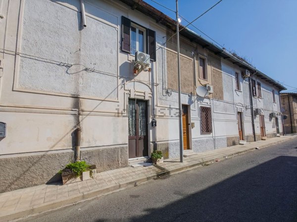 appartamento in vendita a Reggio di Calabria in zona Catona