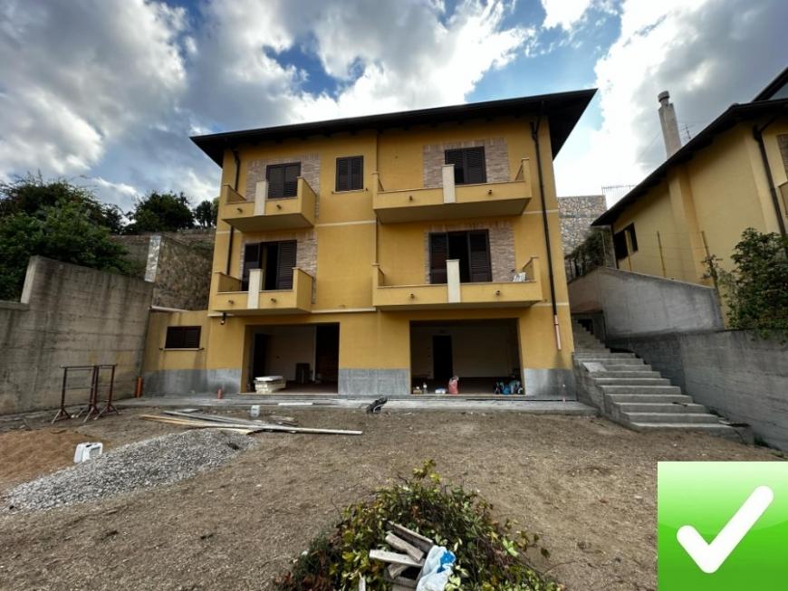negozio in vendita a Reggio di Calabria