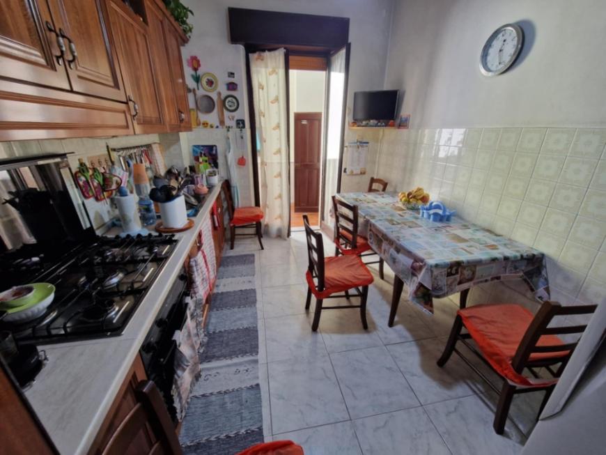 appartamento in vendita a Reggio di Calabria in zona Sbarre