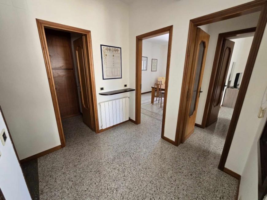 appartamento in vendita a Reggio di Calabria in zona Modena