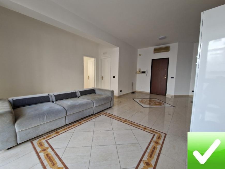 casa indipendente in vendita a Reggio di Calabria in zona Centro Storico