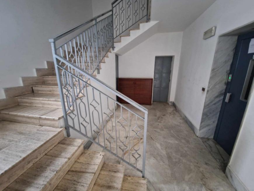 appartamento in vendita a Reggio di Calabria in zona Modena