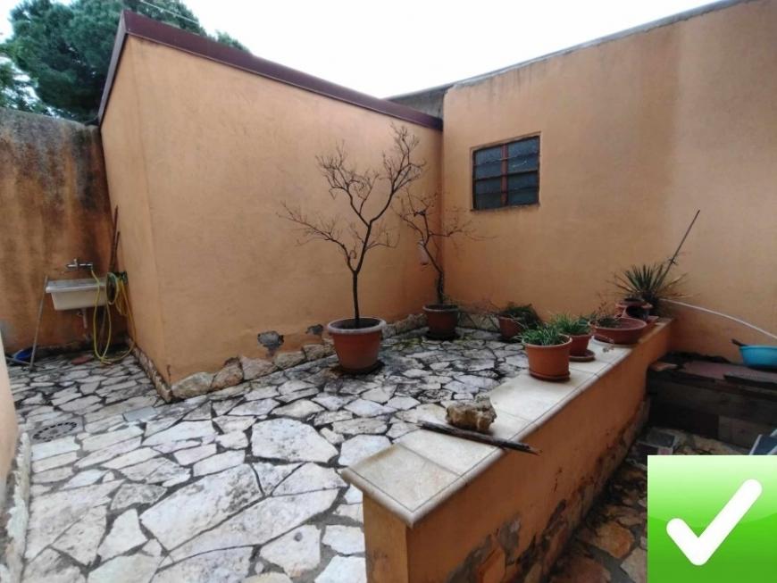 appartamento in vendita a Reggio di Calabria in zona Gallico Marina