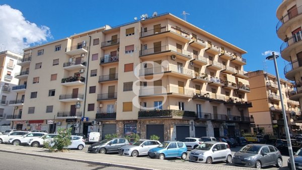 appartamento in vendita a Reggio di Calabria in zona Pineta Zerbi