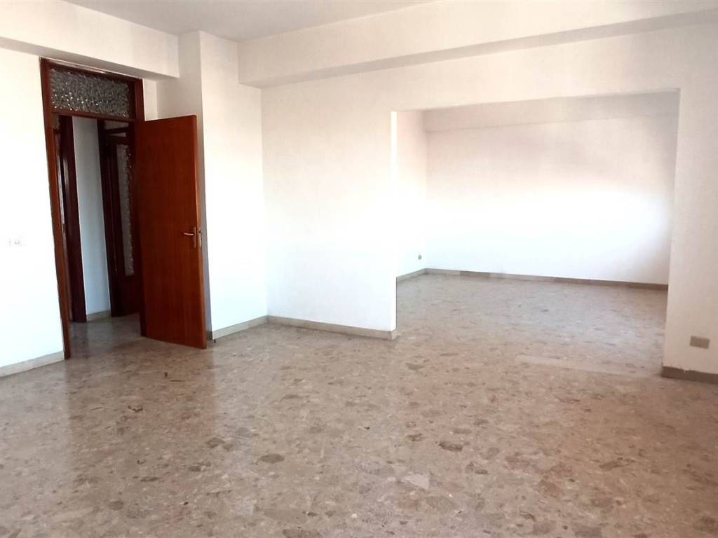 appartamento in vendita a Reggio di Calabria in zona Centro Storico