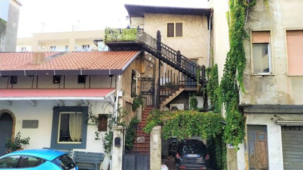 casa indipendente in vendita a Reggio di Calabria
