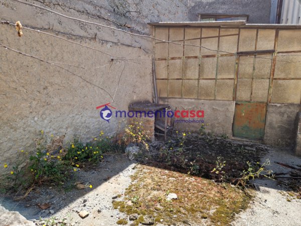 casa indipendente in vendita a Reggio di Calabria in zona San Gregorio