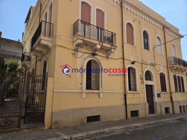appartamento in vendita a Reggio di Calabria in zona Centro Storico
