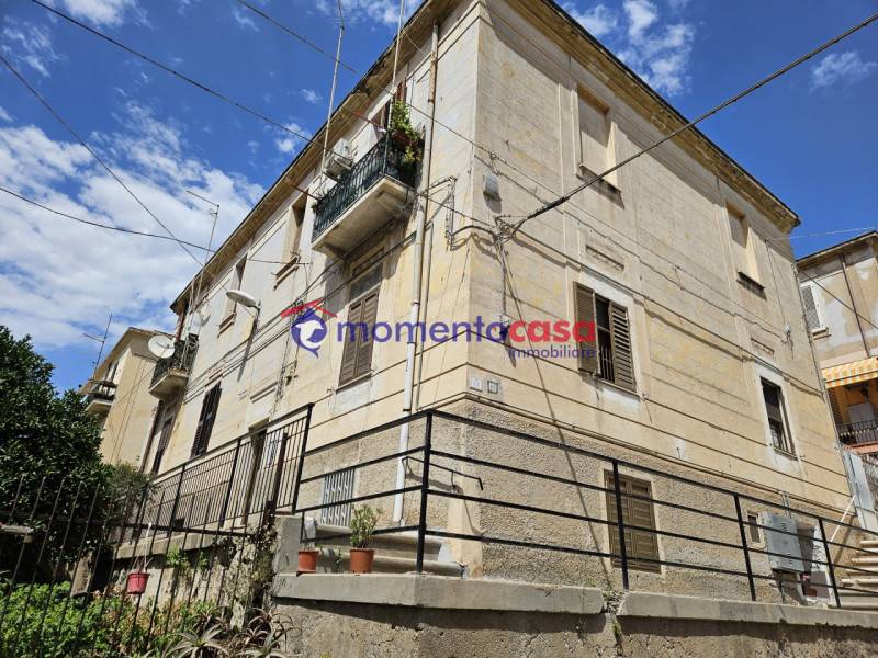 appartamento in vendita a Reggio di Calabria in zona Santa Caterina