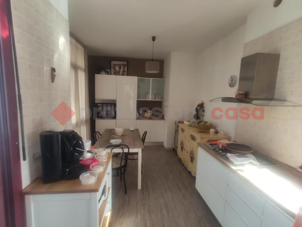 appartamento in vendita a Reggio di Calabria in zona San Brunello