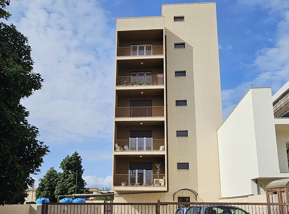 appartamento in vendita a Reggio di Calabria in zona Sbarre