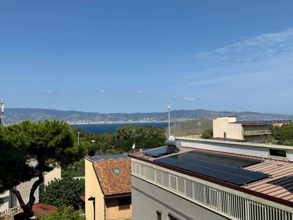 appartamento in vendita a Reggio di Calabria in zona Catona