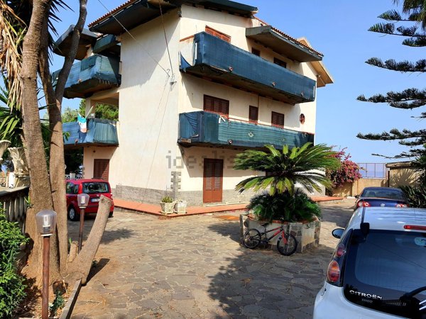 casa indipendente in vendita a Reggio di Calabria