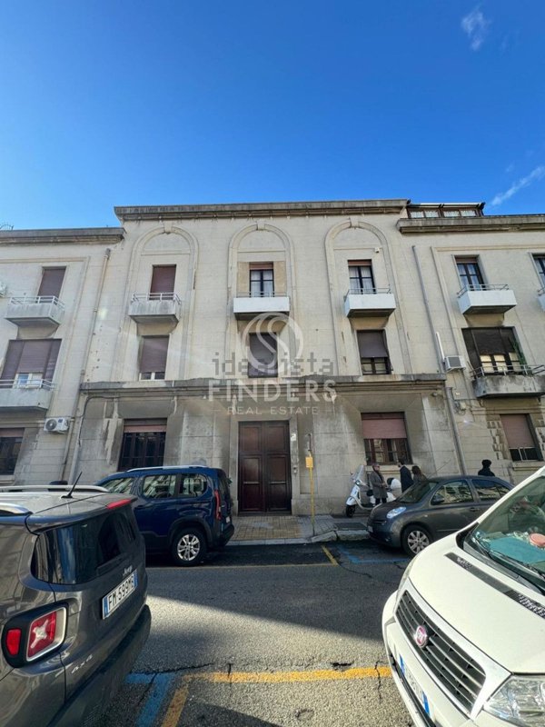 appartamento in vendita a Reggio di Calabria in zona Centro Storico