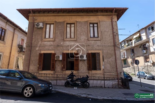 appartamento in vendita a Reggio di Calabria in zona Pineta Zerbi