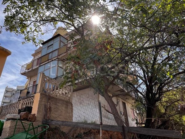 casa indipendente in vendita a Reggio di Calabria in zona Trabocchetto