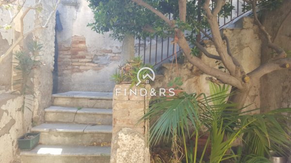 casa indipendente in vendita a Reggio di Calabria in zona Gallico Superiore