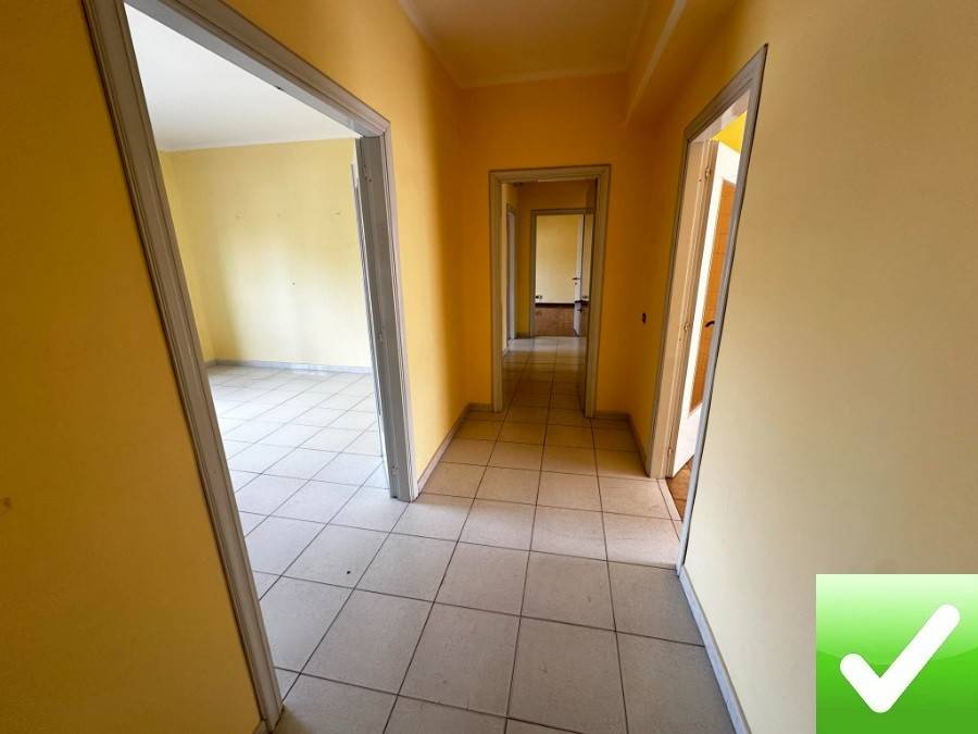 appartamento in vendita a Reggio di Calabria in zona Rione Ferrovieri