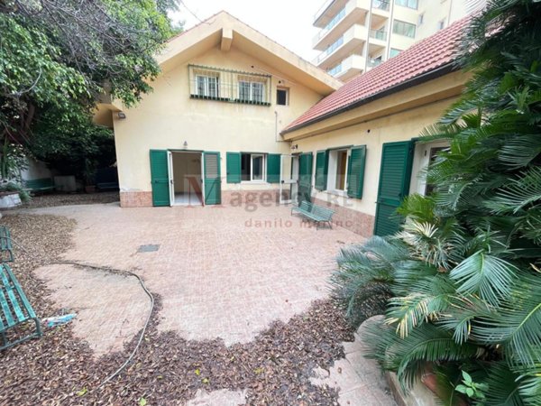casa indipendente in vendita a Reggio di Calabria in zona Trabocchetto