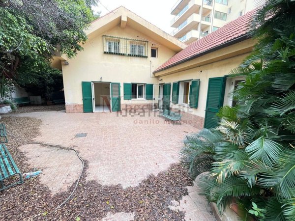 casa indipendente in vendita a Reggio di Calabria in zona Trabocchetto