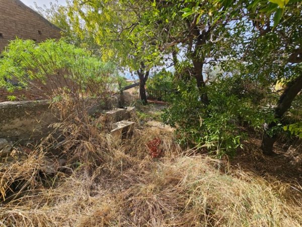 negozio in vendita a Reggio di Calabria in zona Pellaro